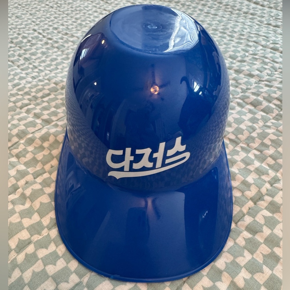 LA Dodgers souvenir helmet bowl - Korean